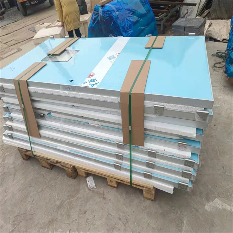 三沙工业防护先锋：定制化铅门解决方案全解析